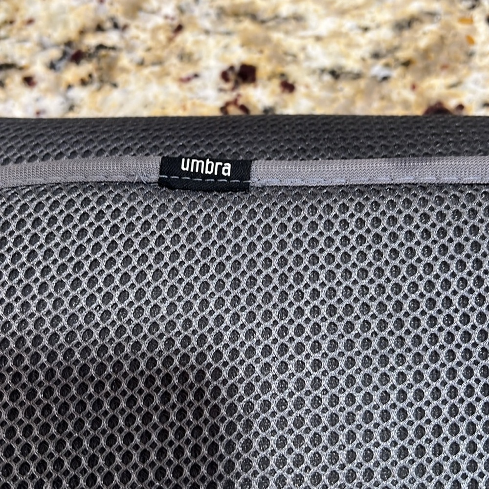 Umbra Folding Drying Mat Dark Grey w/Rack 18x24 - Picture 4 of 6
